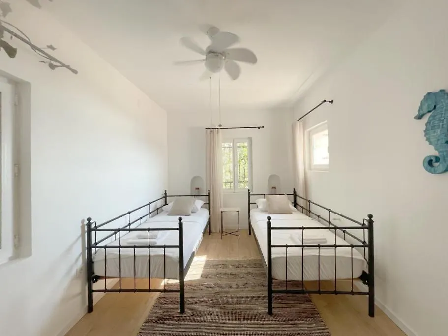 Private Villa 5-Bedroom With Pool And Sea View In Central Bodrum